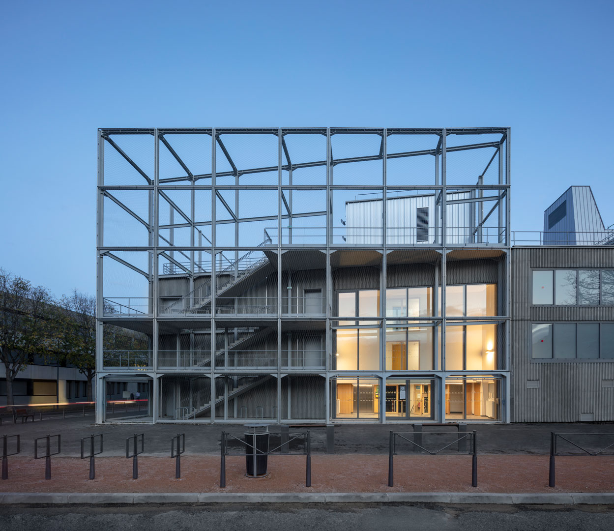 ANMA Villeurbanne Gymnase Alexandra David Neel